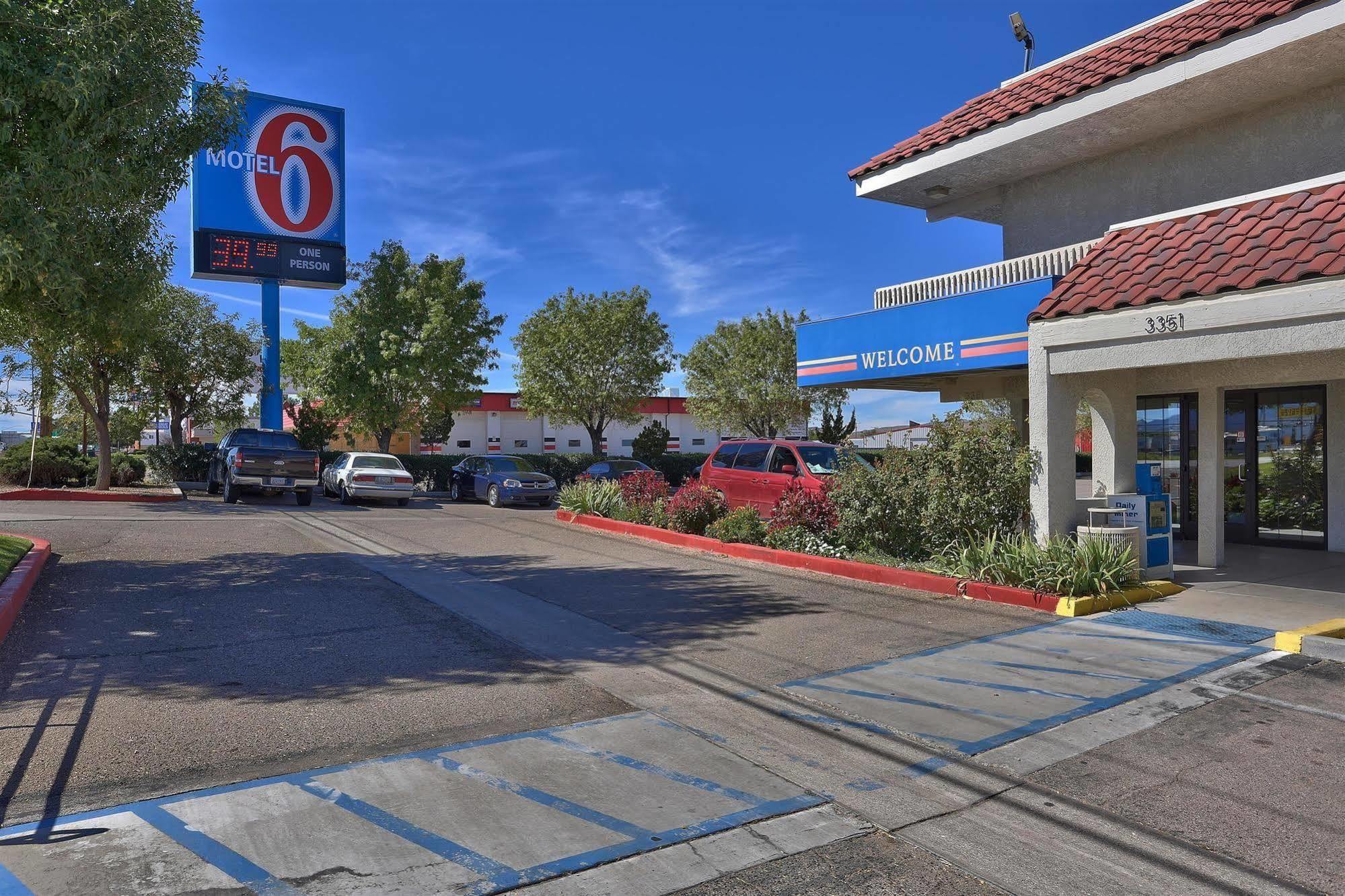 Motel 6-Kingman, Az - Route 66 East Екстериор снимка